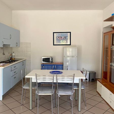 Apartment Tirreno Tirrenia Exterior foto
